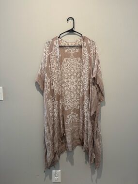 Women's Tan & White Printed Swim Cover-Up Kimono
